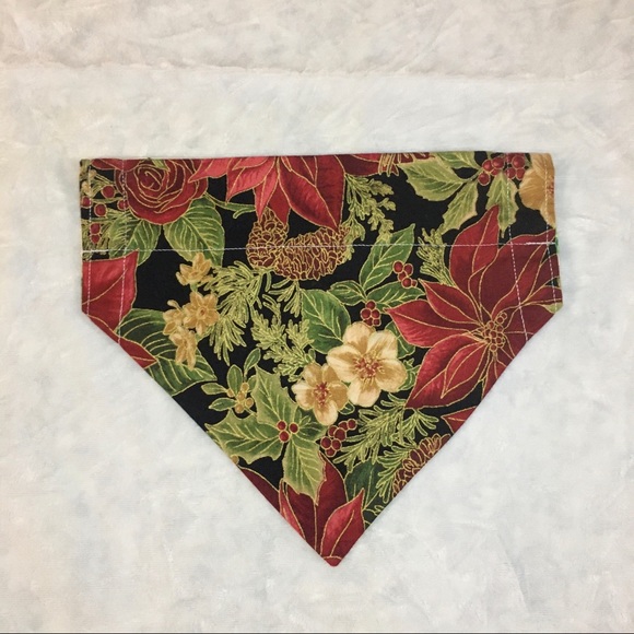 Medium NWOT Dog Bandanas reversable - Picture 3 of 3